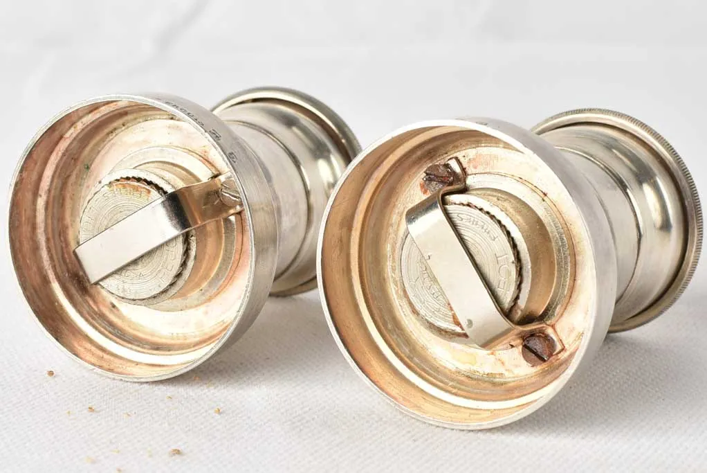 Art deco salt & pepper shakers - Ercuis