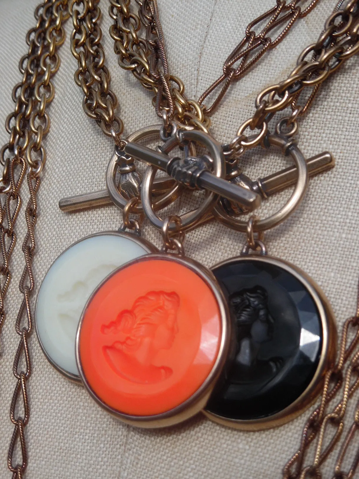 Necklace Intaglio Double Long Chain Black Coral Ivory
