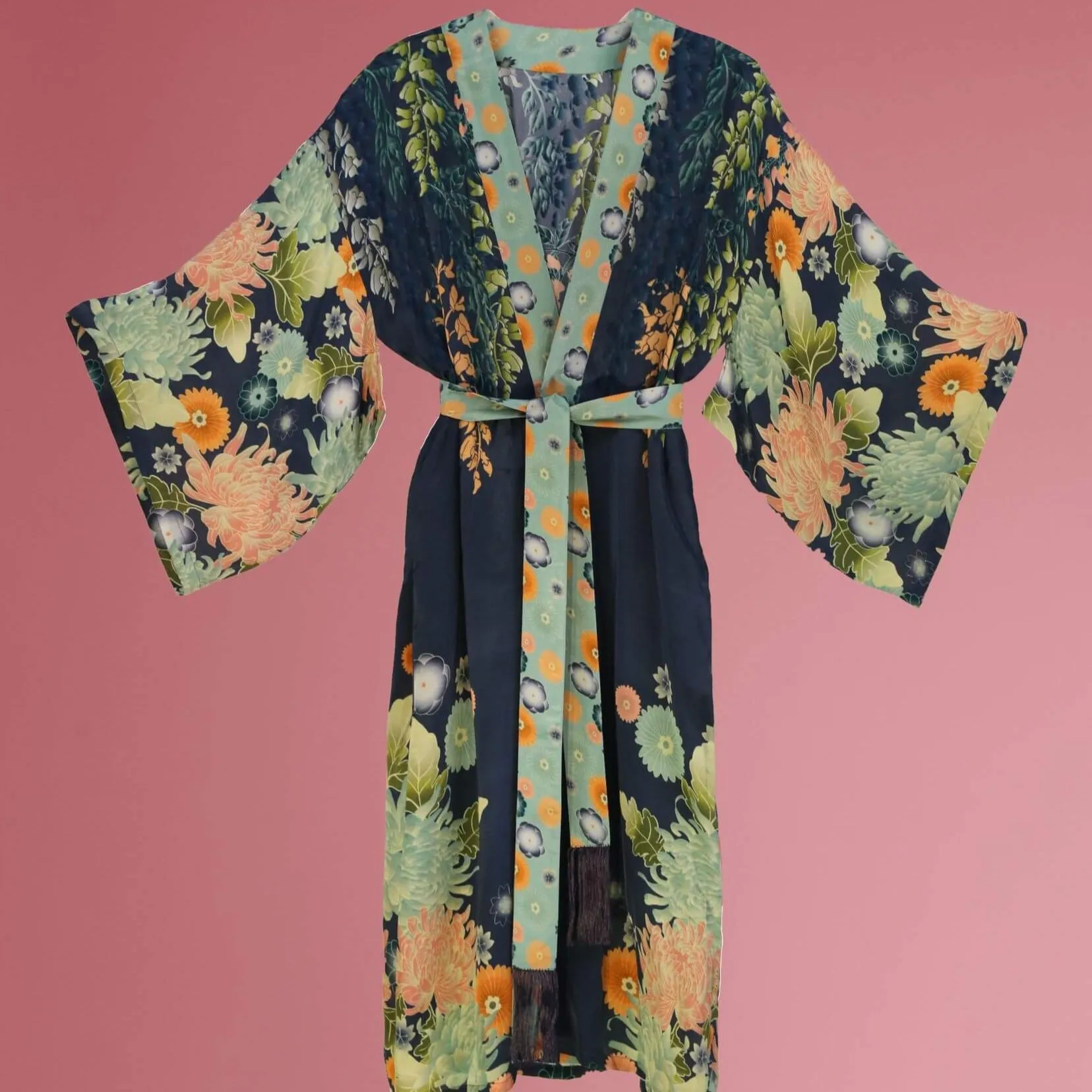 Powder Wisteria Kimono Jacket - Navy