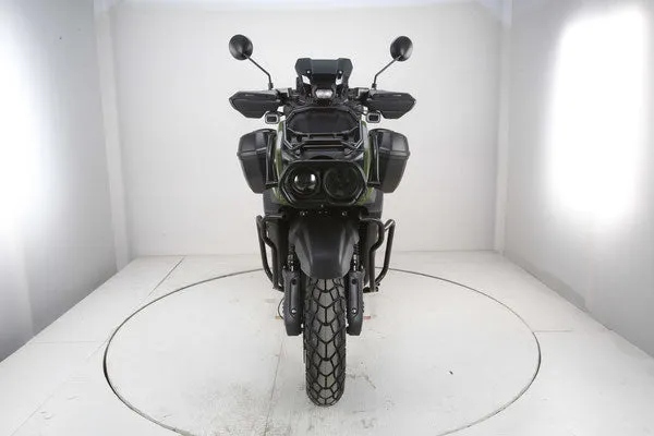 Vitacci Tank 200 EFI DLX.  Fuel Injected 168cc, 13 inch Rims,  Heavy Duty Saddle Bags and Luggage box, Electric Start, CA Legal
